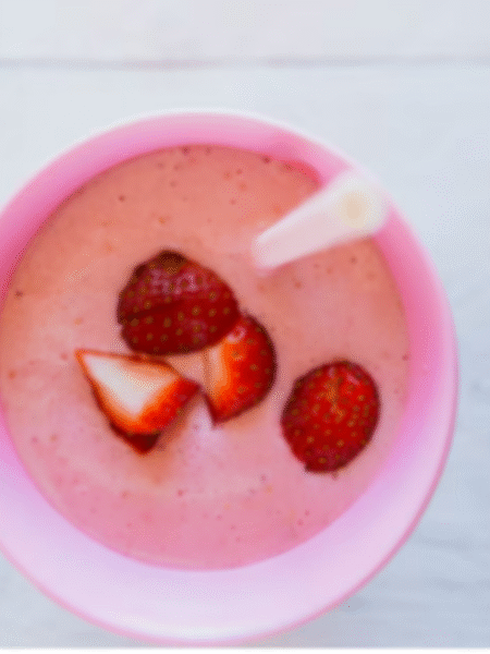 detalle de espuma de fresas vista desde arriba