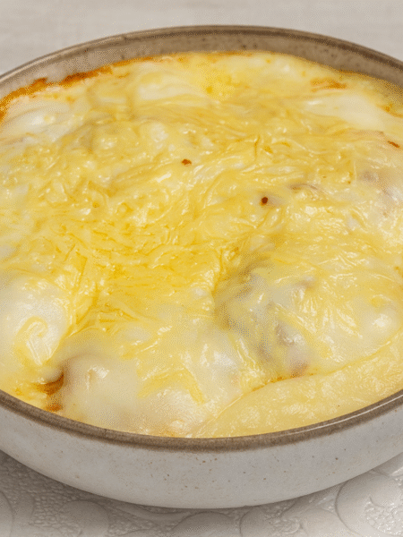 huevos cocidos con bechamel