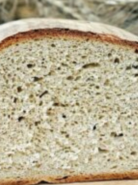 detalle del corte del pan casero en thermomix