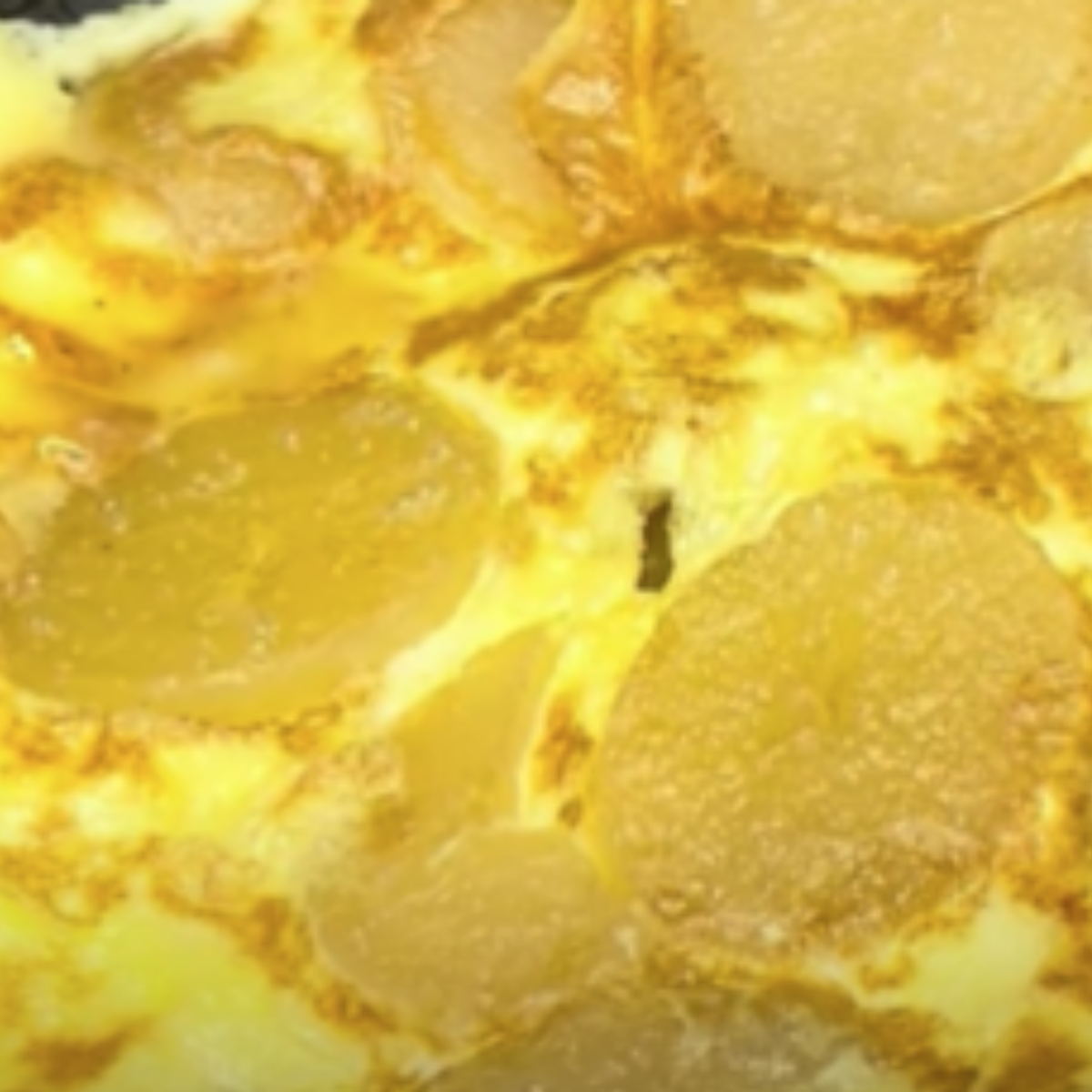 Tortilla con Patatas Cocidas