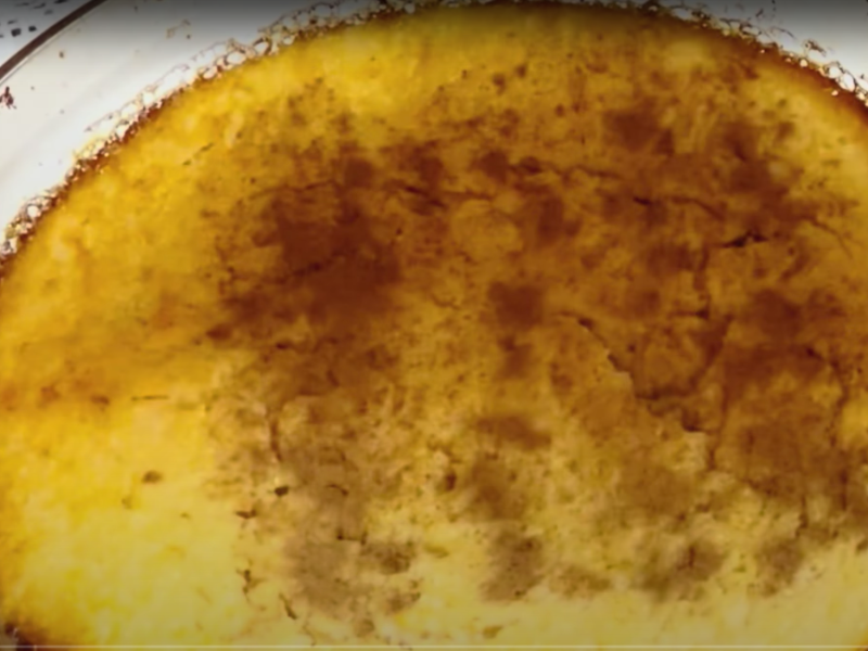 postre de manzana y yogur horneado