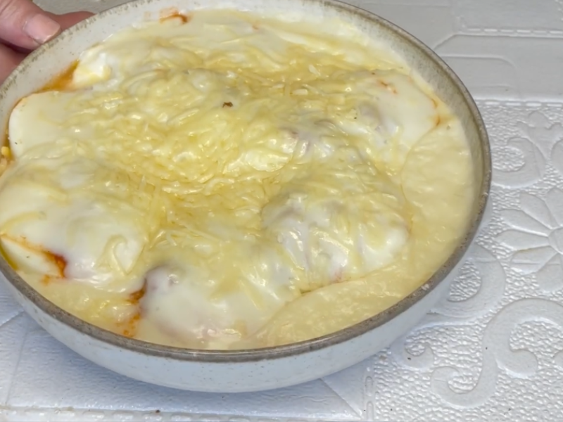 se añade queso rallado por encima