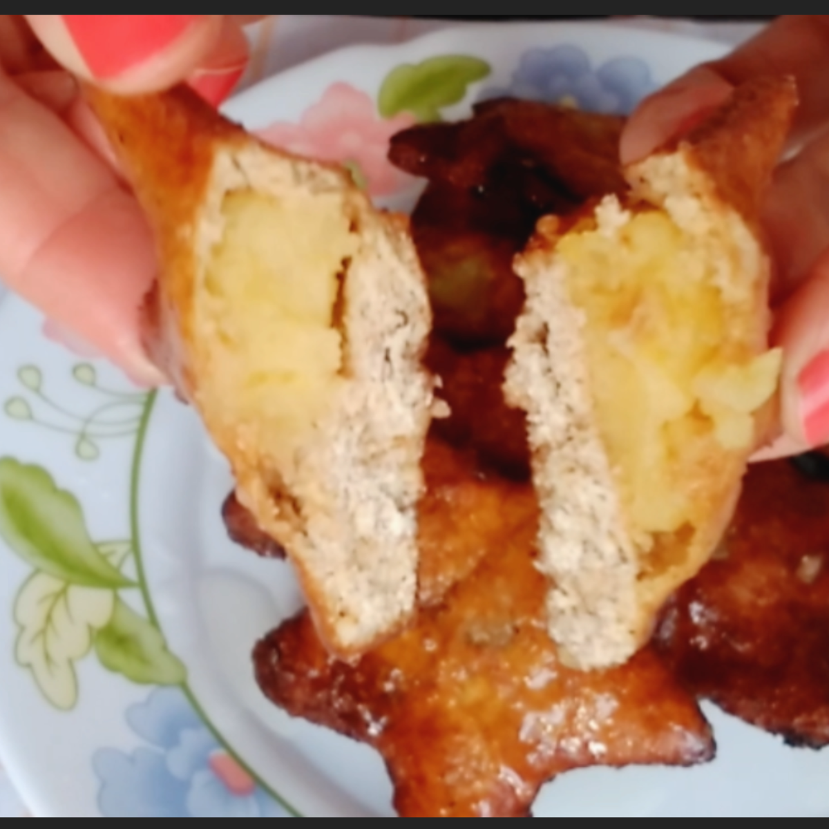 Estrellitas rellenas de crema de limón: bocados crujientes, cremosos y absolutamente irresistibles