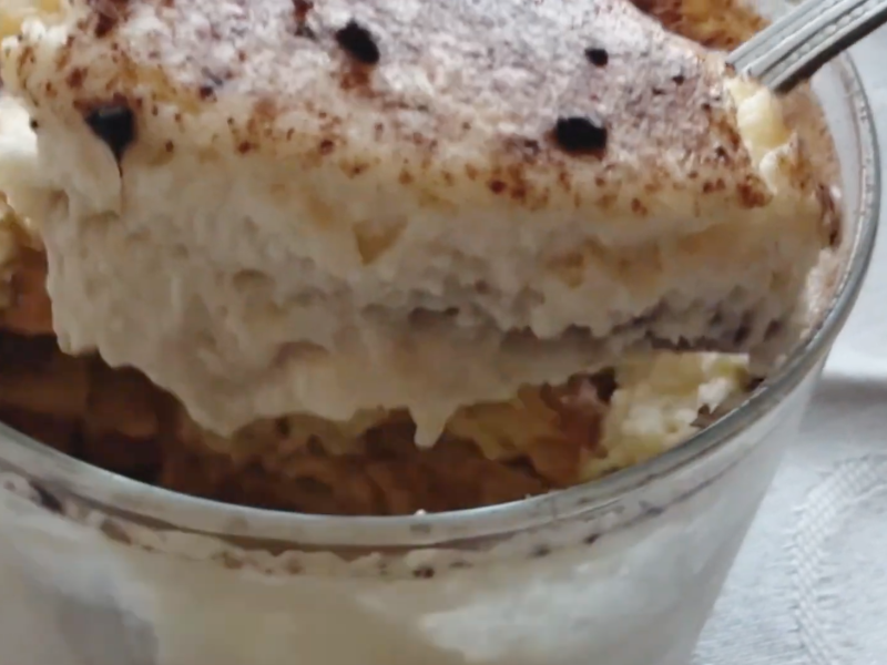 cucharada de tiramisú
