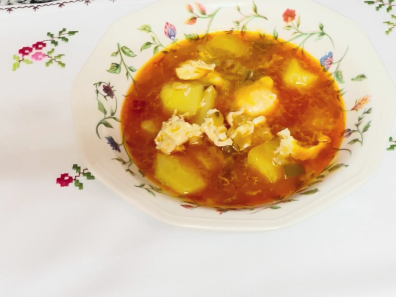 guiso de patatas con huevo