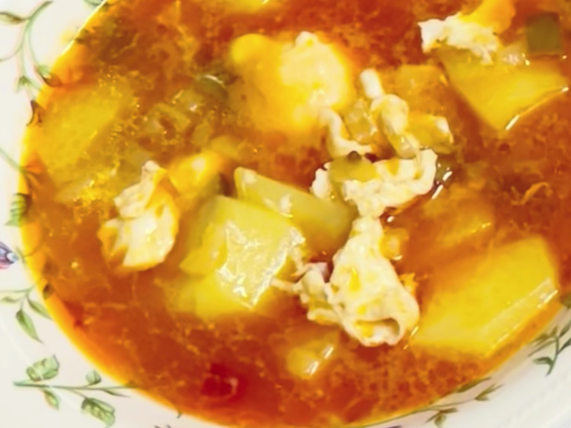 guiso de patatas con huevo