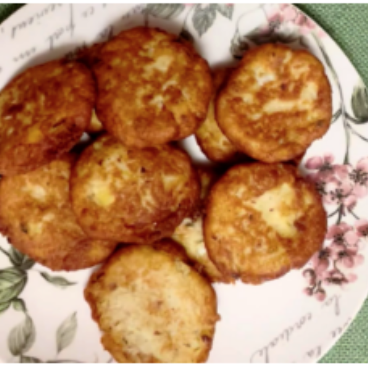 Tortitas de patata y atún irresistibles y jugosas